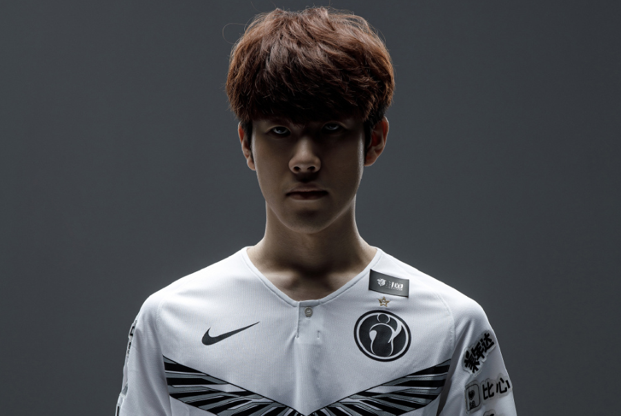 确认晋级登峰组且战胜BLG，LGD：兄弟们，登峰组见！