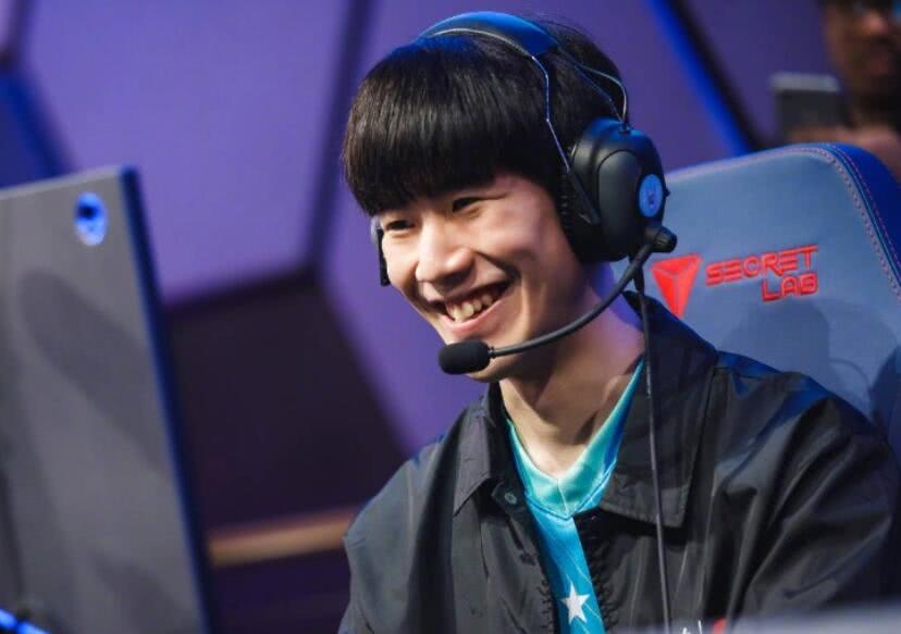 英雄联盟比赛：英雄联盟2020全球总决赛，LGD是怎么输给PSG的？