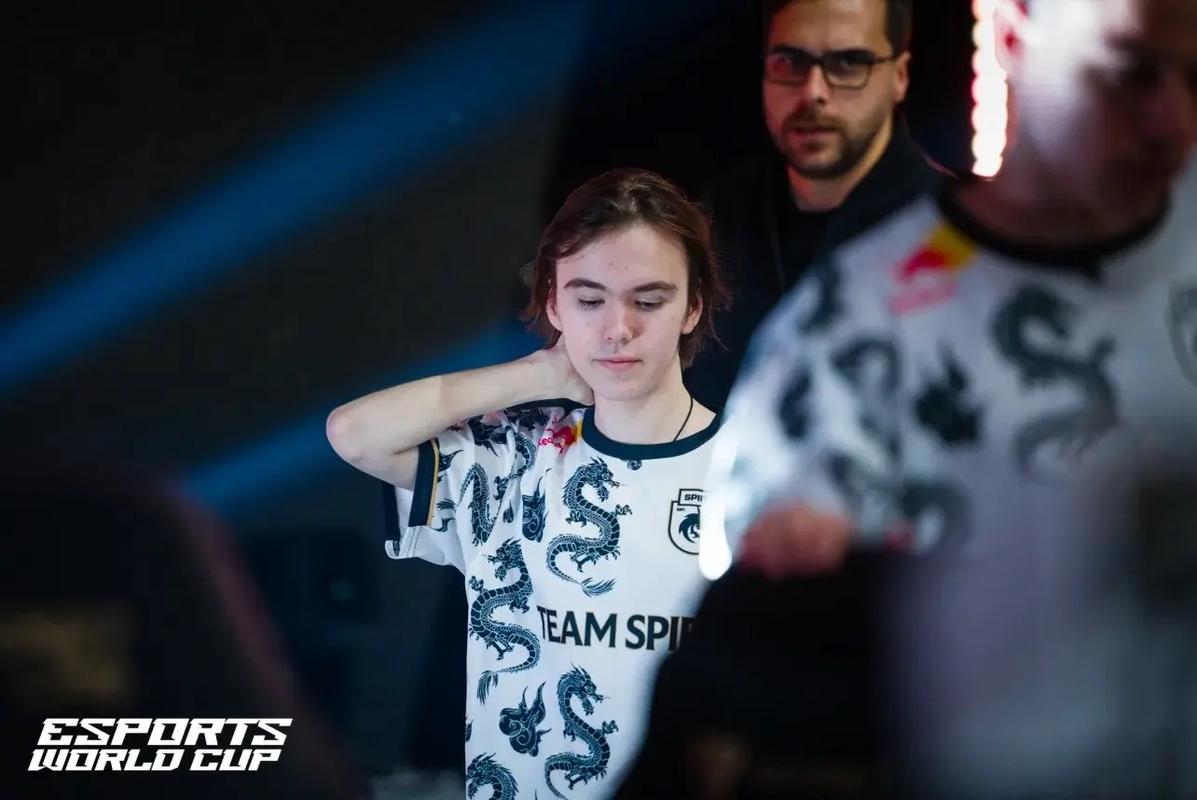 亚运会LOL参赛名单：Bin／369、jiejie、左手、JKL、Meiko